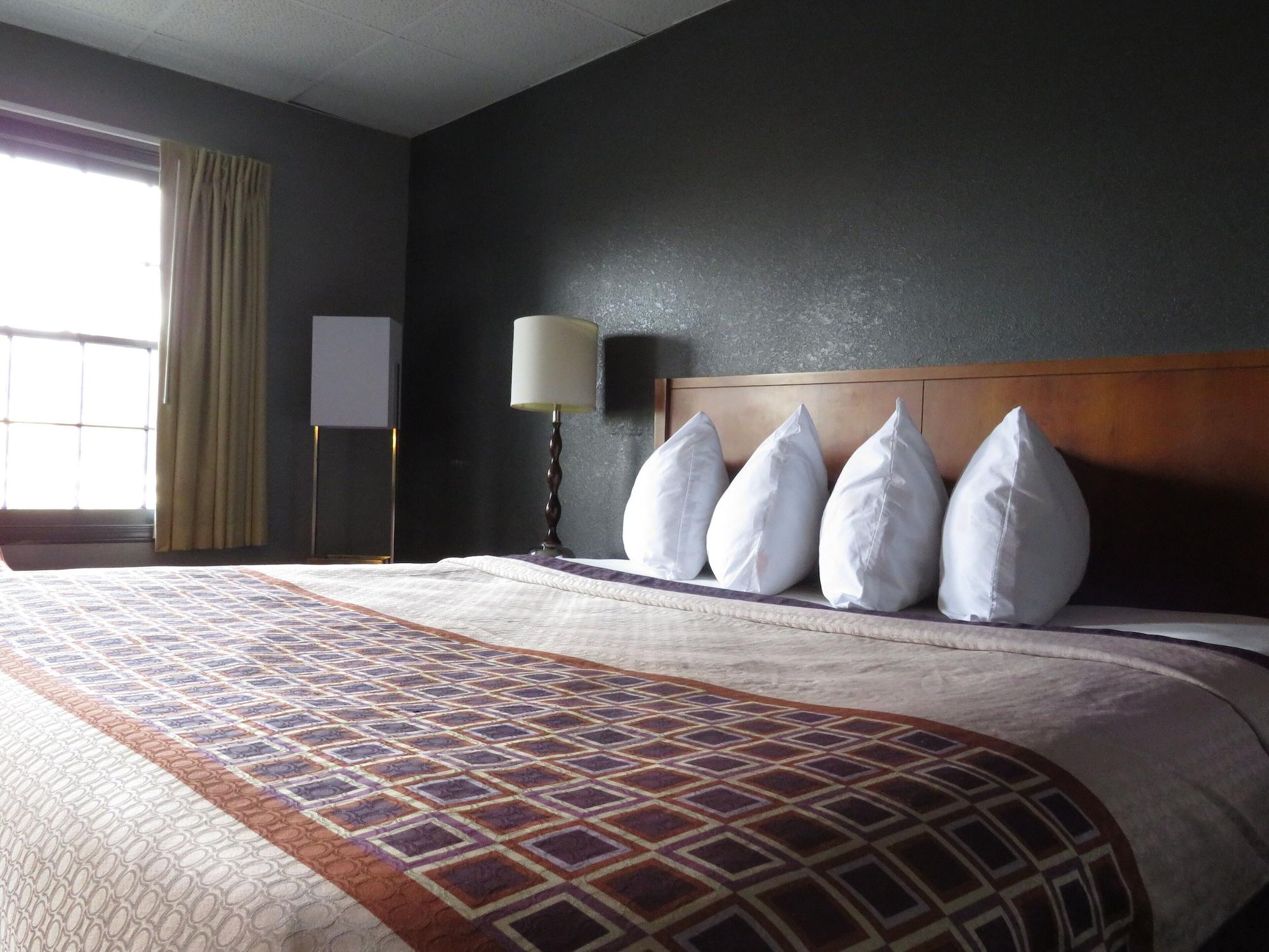 Travelodge By Wyndham Walterboro Exterior photo