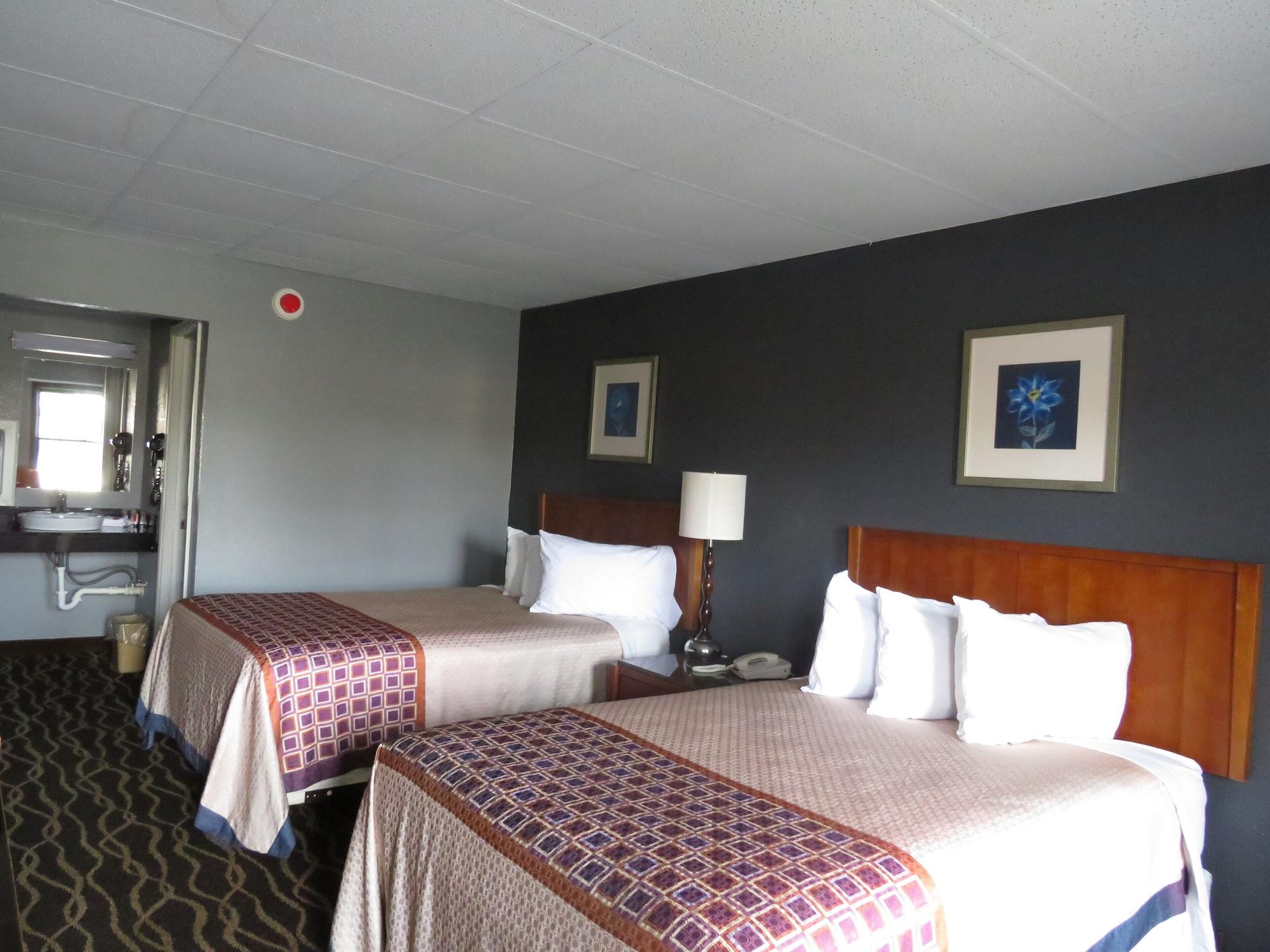 Travelodge By Wyndham Walterboro Exterior photo