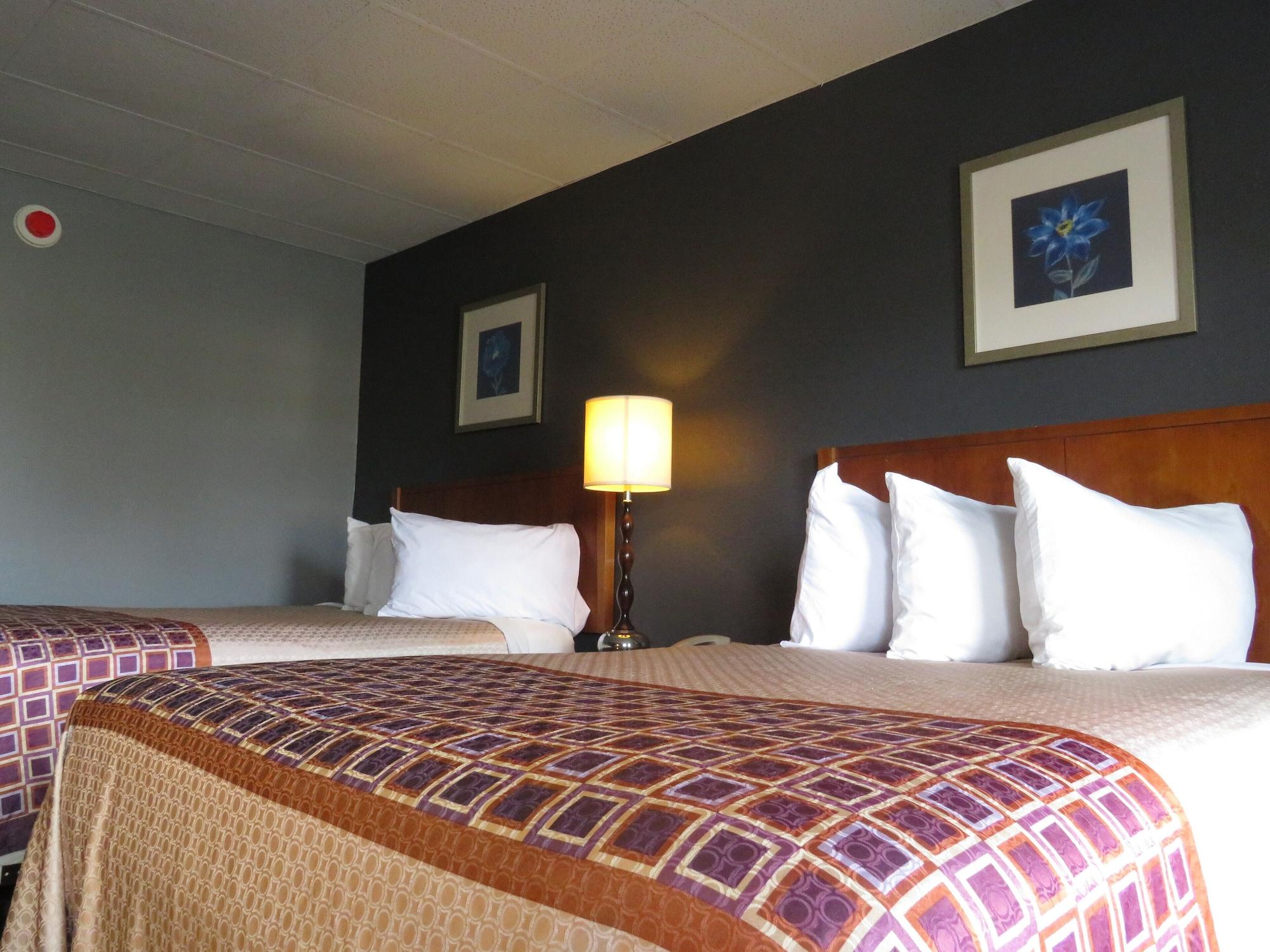 Travelodge By Wyndham Walterboro Exterior photo