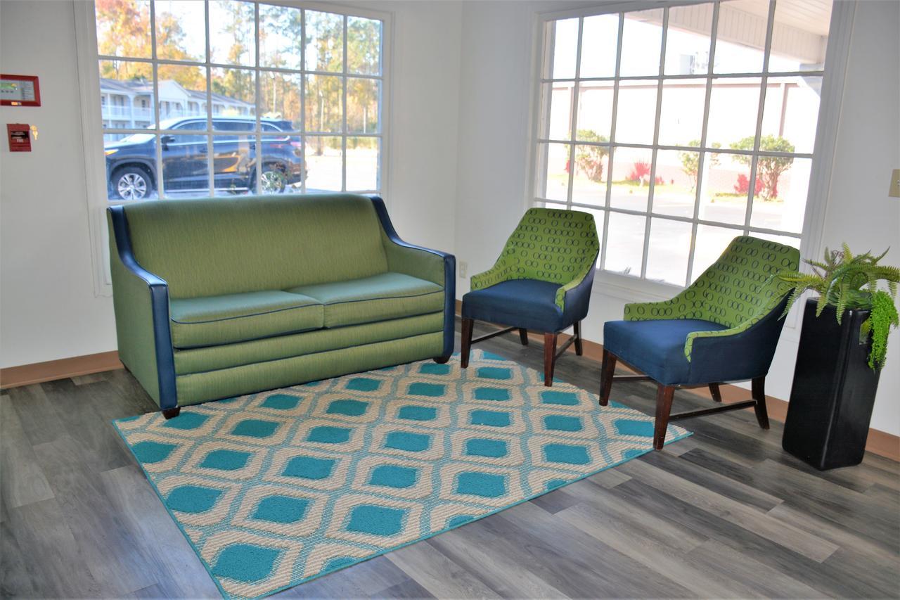 Travelodge By Wyndham Walterboro Exterior photo